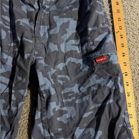 EUC Levi"s Boys 16 blue camo‎ Cargo Shorts - Picture 3 of 5